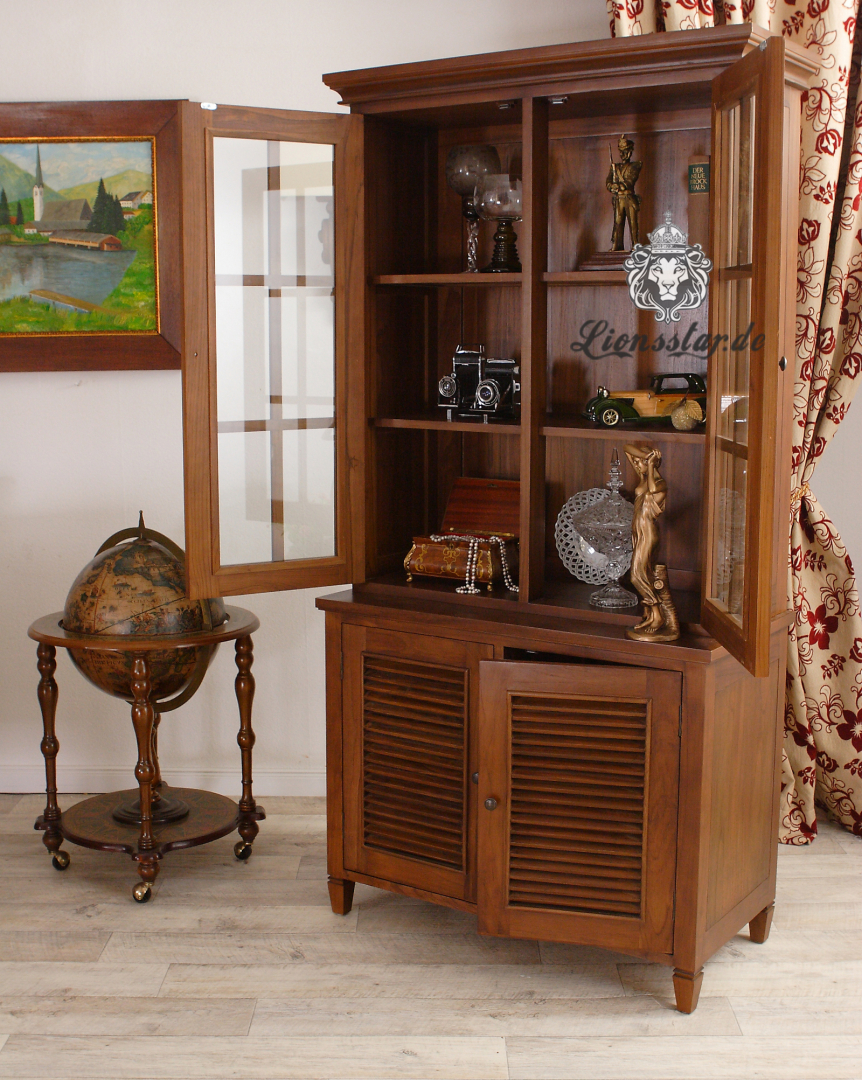 Schrank im Landhaustil | Lionsstar GmbH