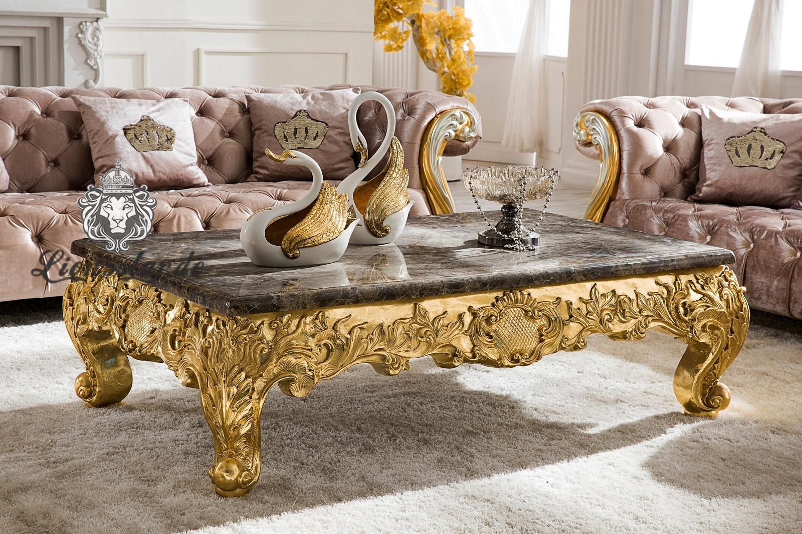 Luxus Chouchtisch Barock Gold 