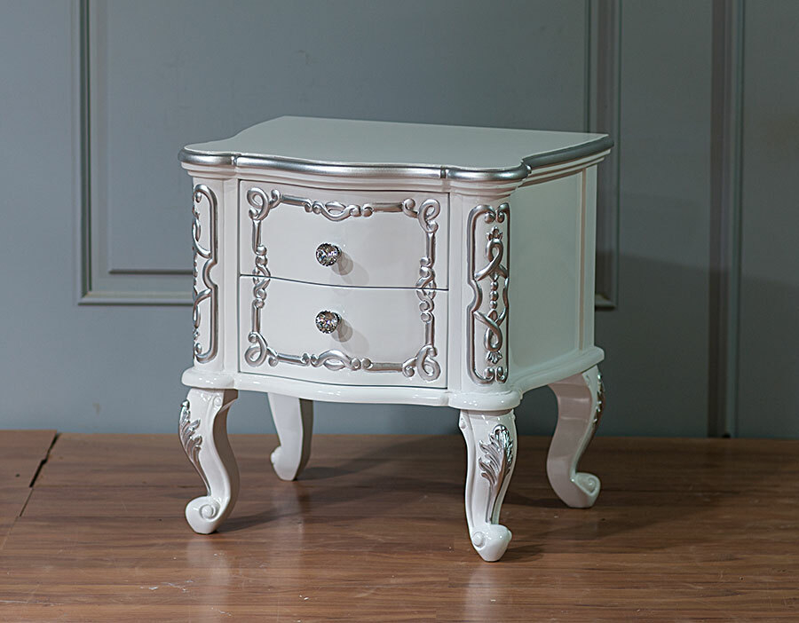 Nachttisch fürs Himmelbett Louis