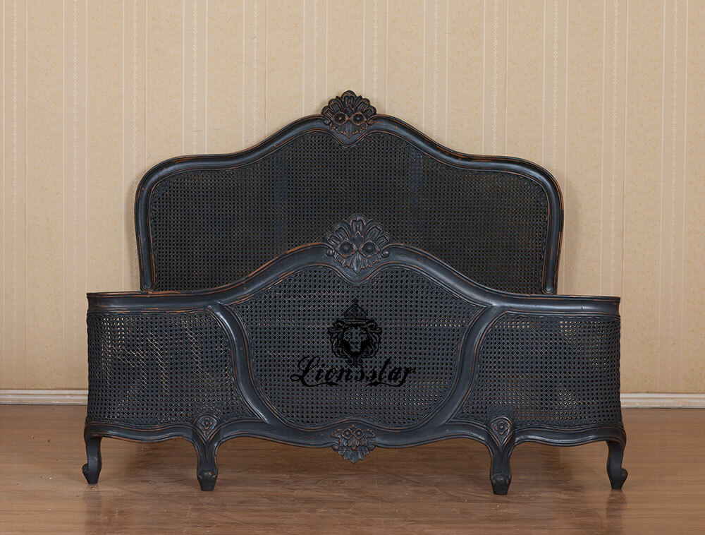 Louis Bett Rattan Shabby Black