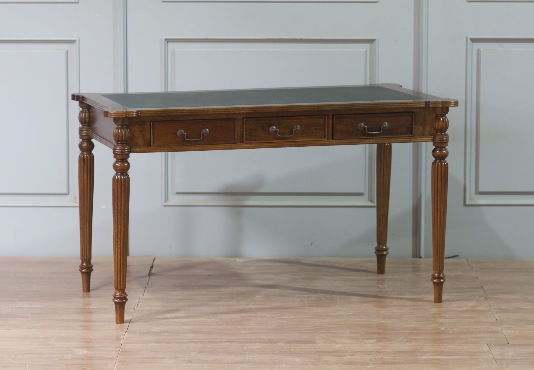 Designer Schreibtisch Leder