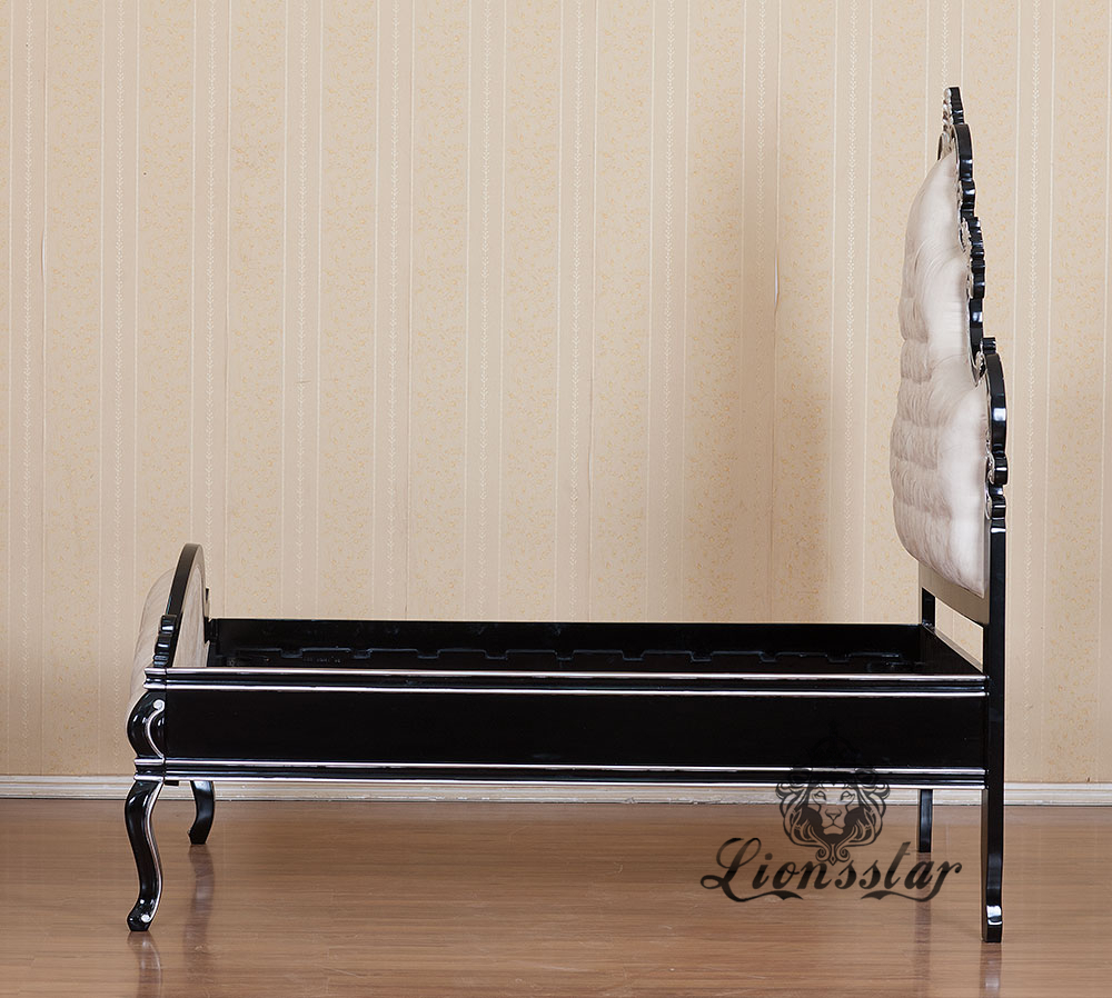 Louis Bett Creme Louis Bett Creme