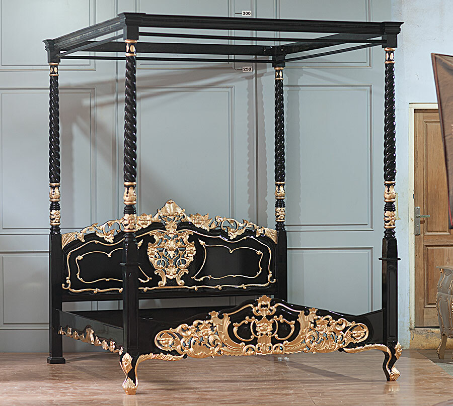 Gothic Himmelbett Schwarz Gothic Himmelbett Schwarz