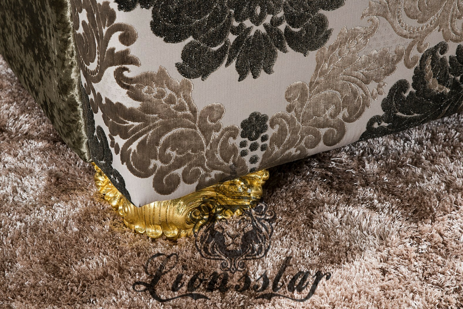 Luxus Couchgarnitur im Barockstil