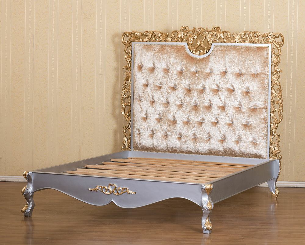 Luxus Bett im Barockstil Samtstoff