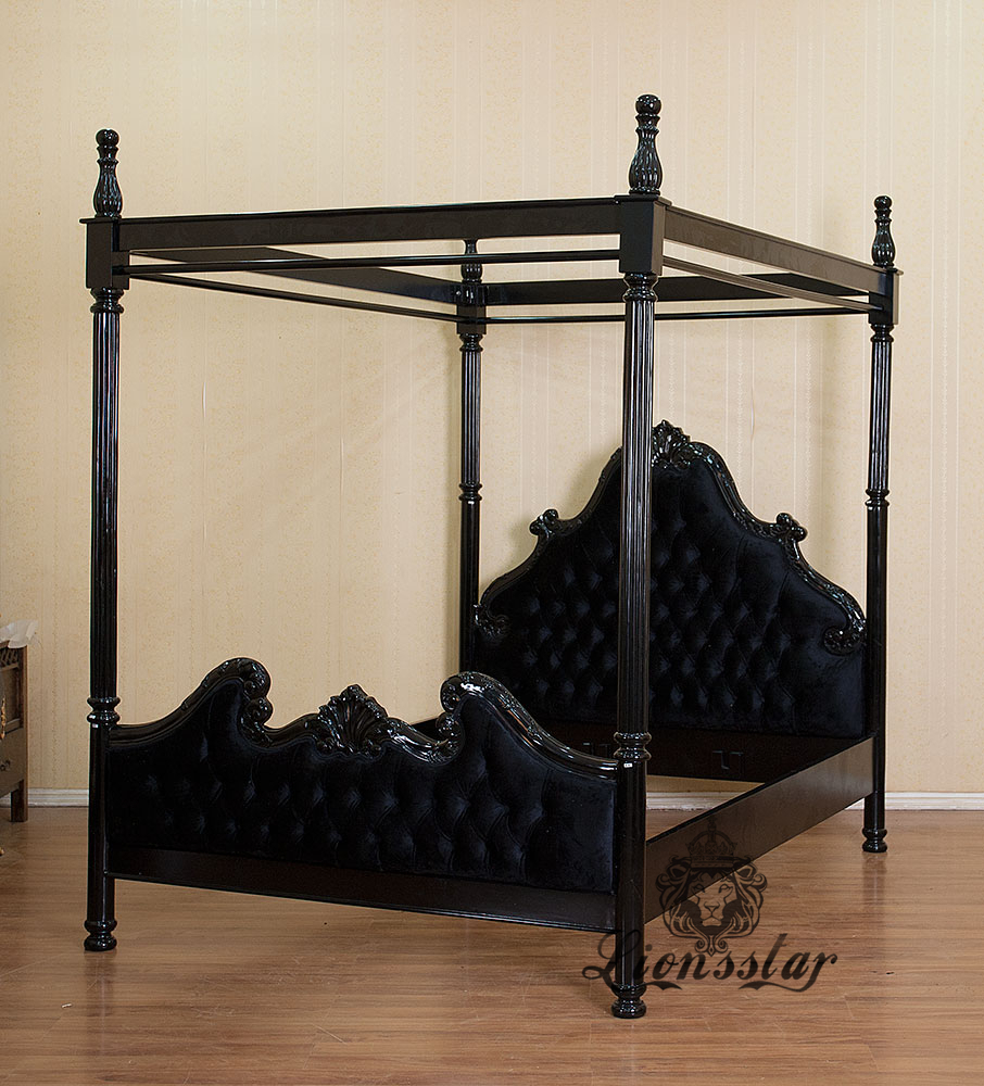 Gothicstil Himmelbett