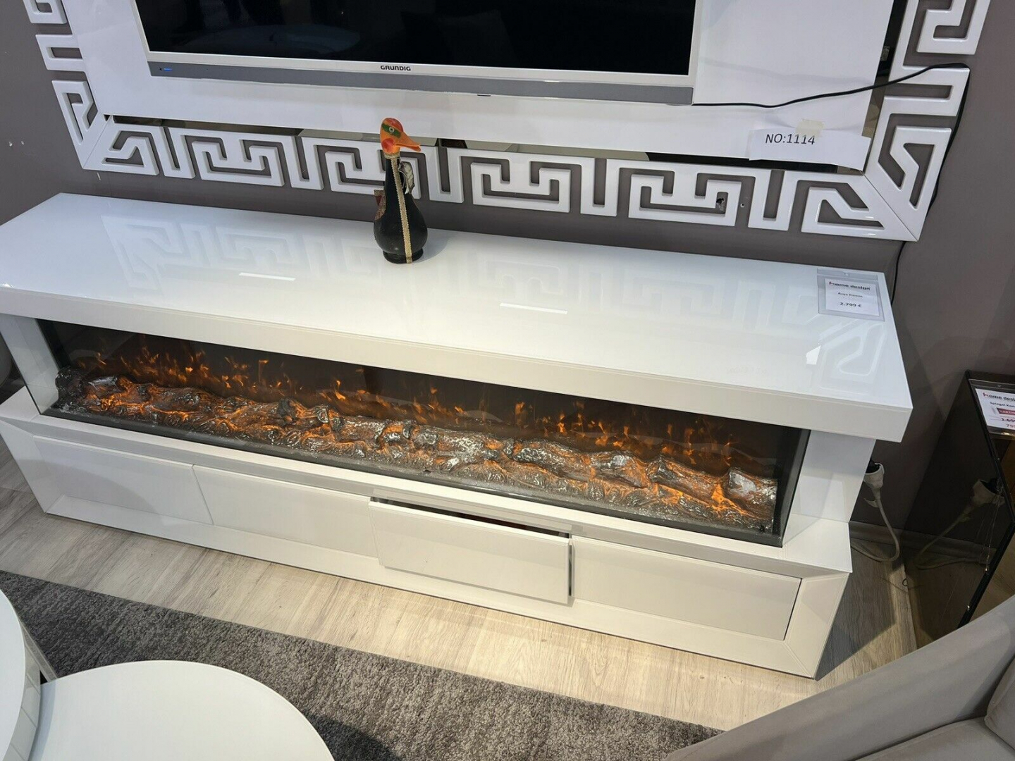 Außergewöhnlich schöner Luxus Designer Kamin Fire