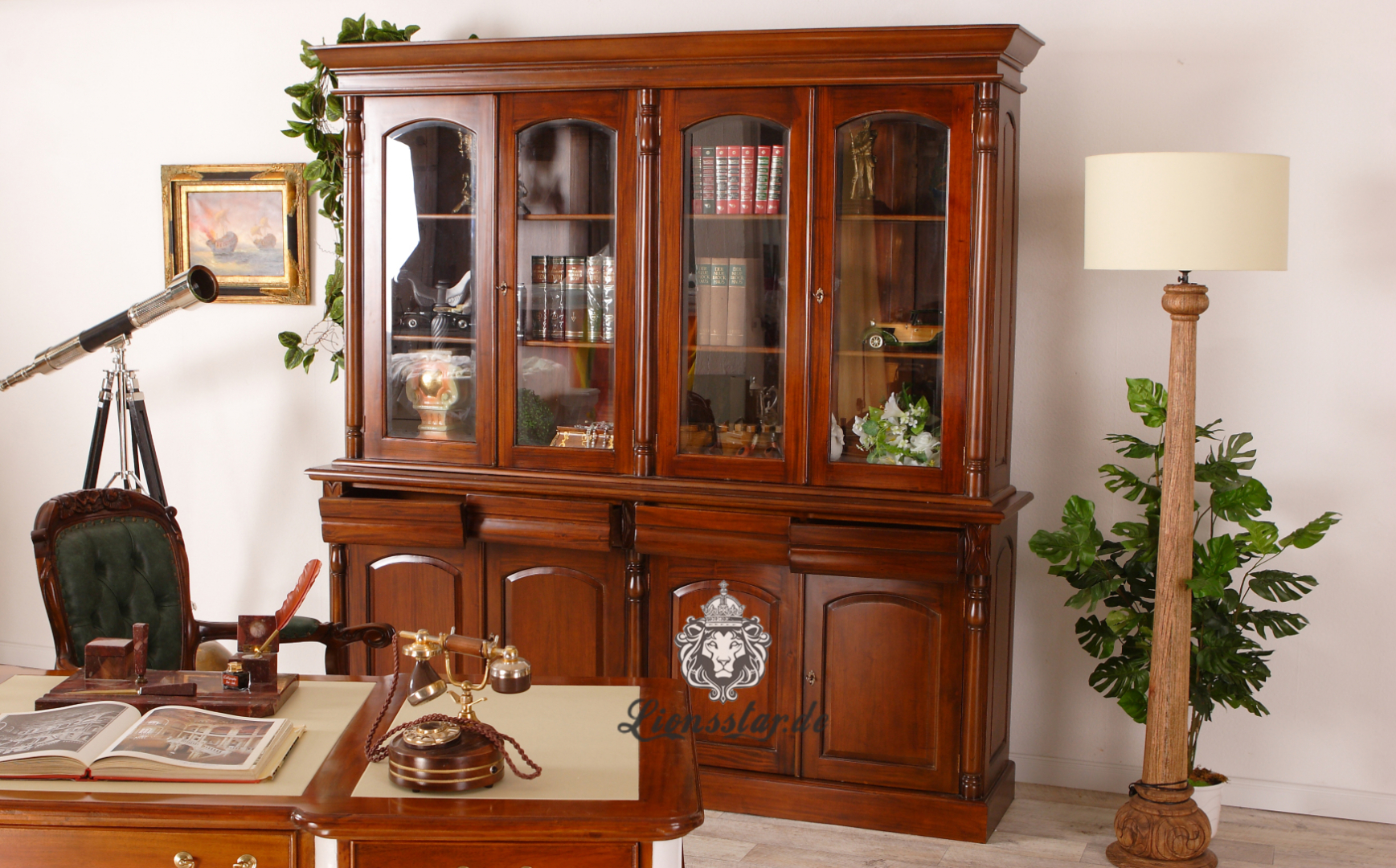 Bücherschrank Barockstil